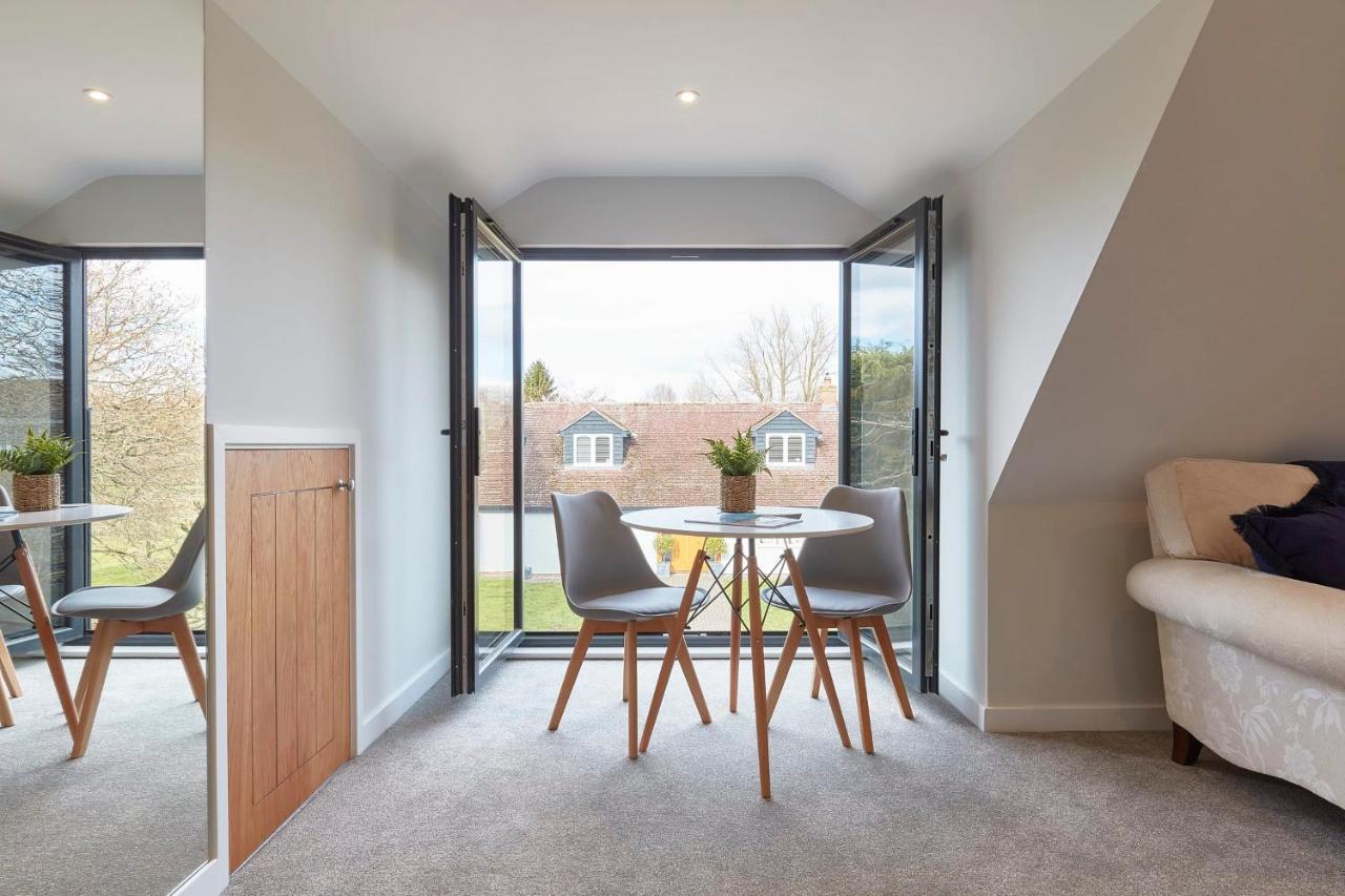 The Lodge Bury St Edmunds Bury St. Edmunds Esterno foto